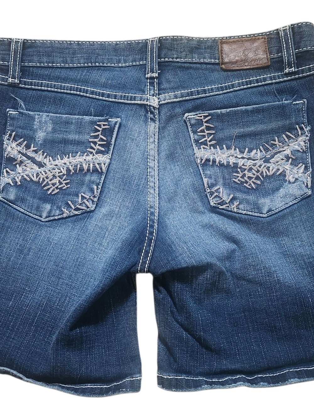 BKE Kate Embroidered Back-Pocket Denim Shorts Size 28 Festival Concert Biker